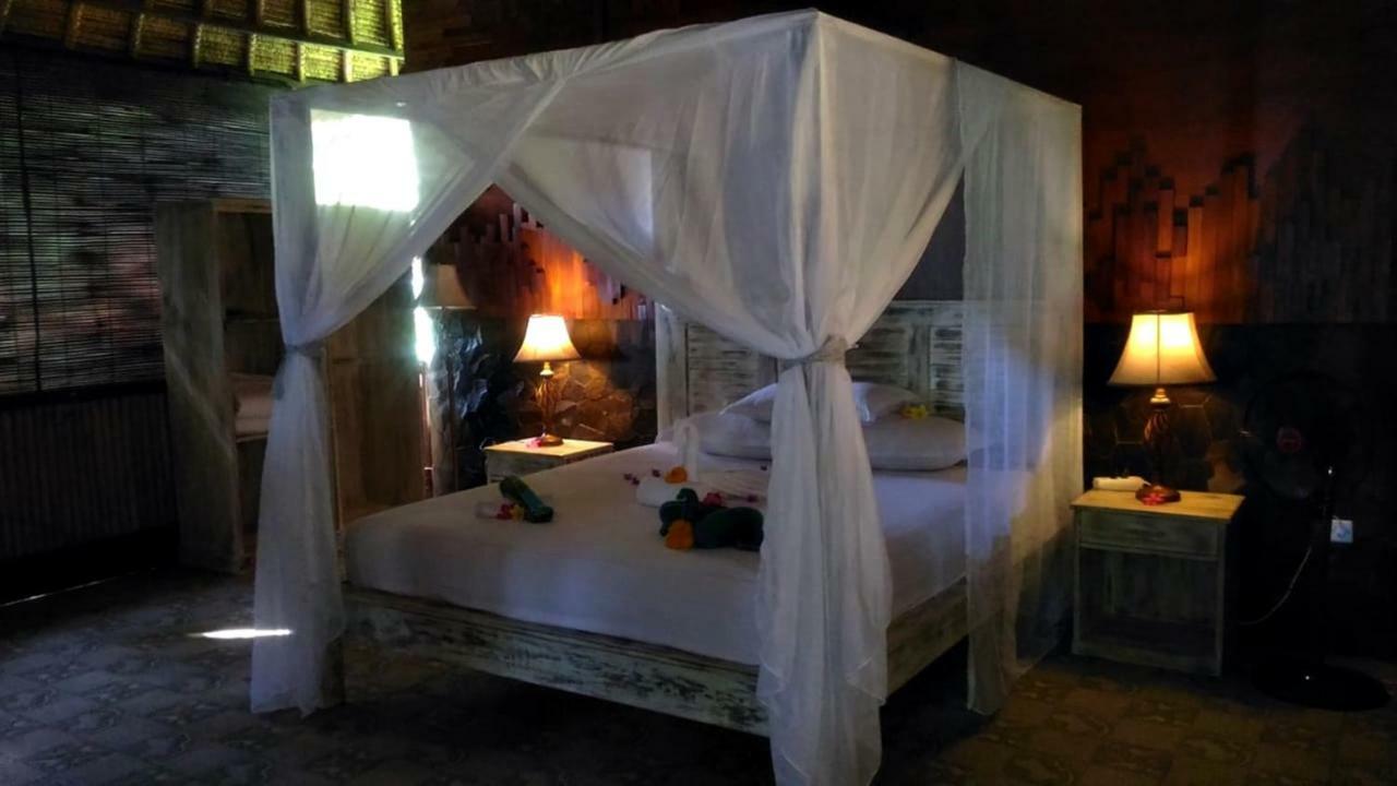 Alam Mimpi Bali Hotel Tejakula Exterior photo